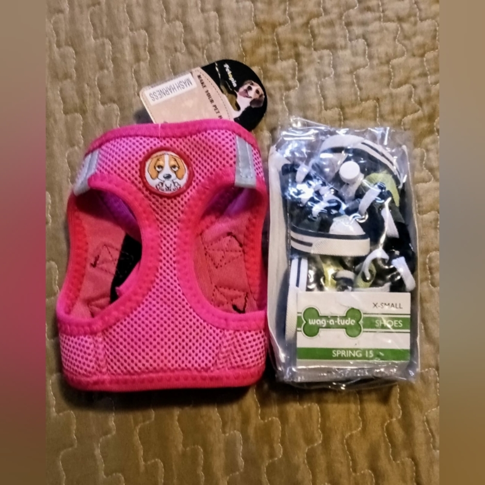 Wag-a-Tube Doggie Shoes